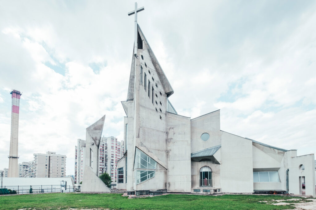 brutalist church in sarajevo suburb ©Sacha Jennis