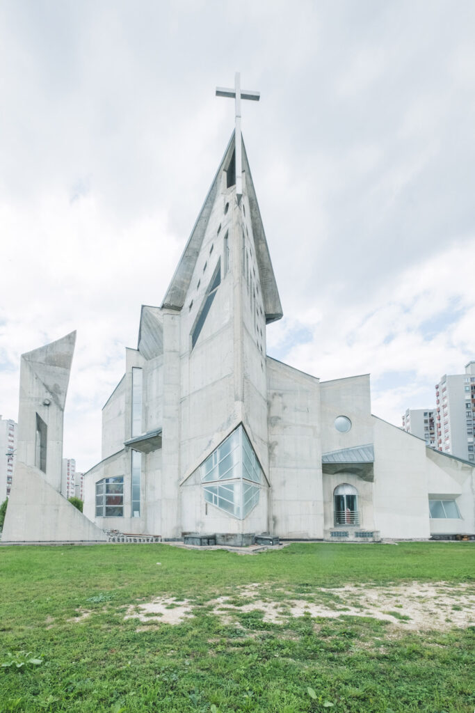 brutalist church in sarajevo suburb ©Sacha Jennis
